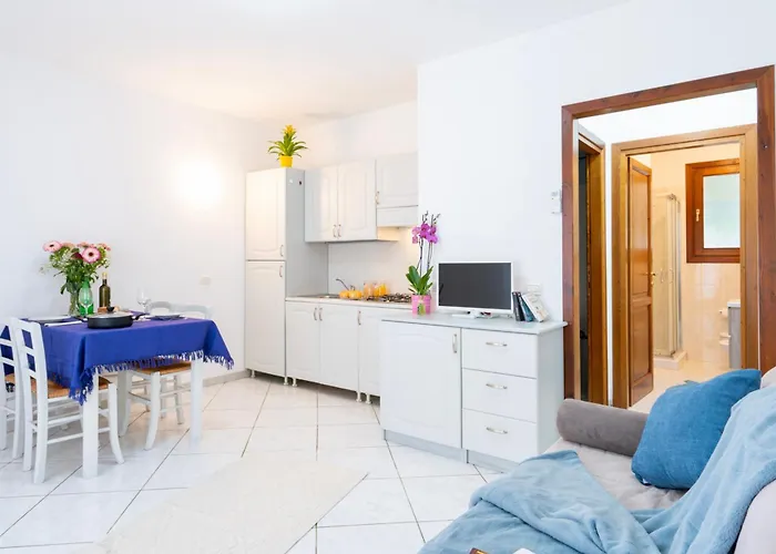 With Swimming-pool In Badesi, With Air Conditioning And Private Outdoor Area Badesi