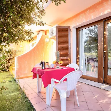 With Swimming-pool In Badesi, With Air Conditioning And Private Outdoor Area Apartahotel
