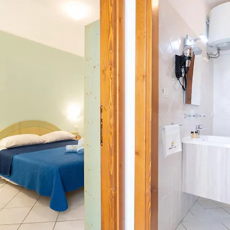 With Swimming-pool In Badesi, With Air Conditioning And Private Outdoor Area Apartmanhotel