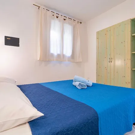 With Swimming-pool In Badesi, With Air Conditioning And Private Outdoor Area