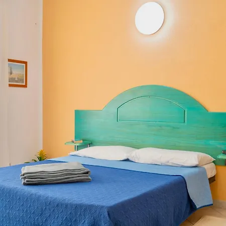 With Swimming-pool In Badesi, With Air Conditioning And Private Outdoor Area 3*
