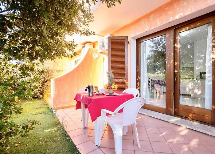 With Swimming-pool In Badesi, With Air Conditioning And Private Outdoor Area Apartahotel
